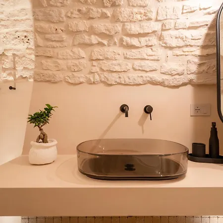Naiira Luxury Trullo - Jacuzzi And Patio * Alberobello