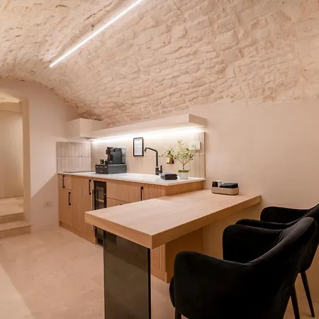Naiira Luxury Trullo - Jacuzzi And Patio