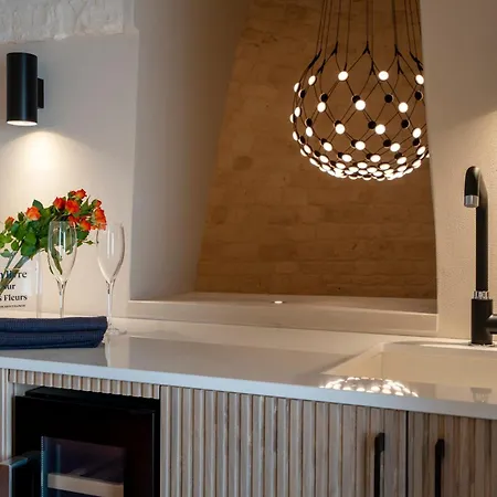 Naiira Luxury Trullo - Jacuzzi And Patio Alberobello